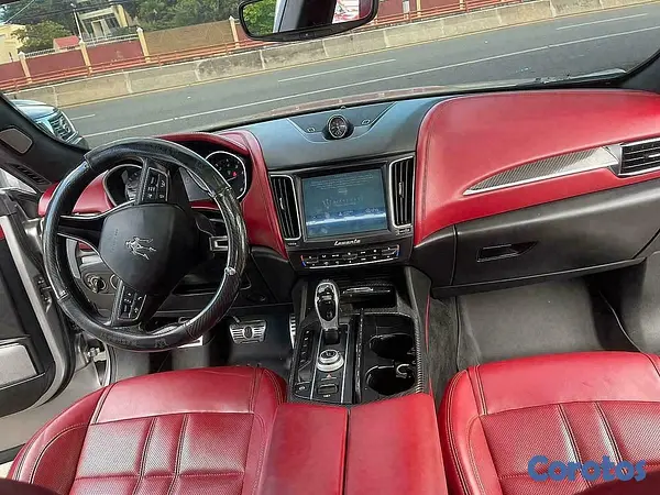 jeepetas y camionetas - MASERATI LEVANTE S 2017 6