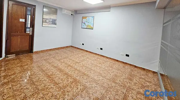 oficinas y locales comerciales - Local oficinas en alquiler Piantini 1