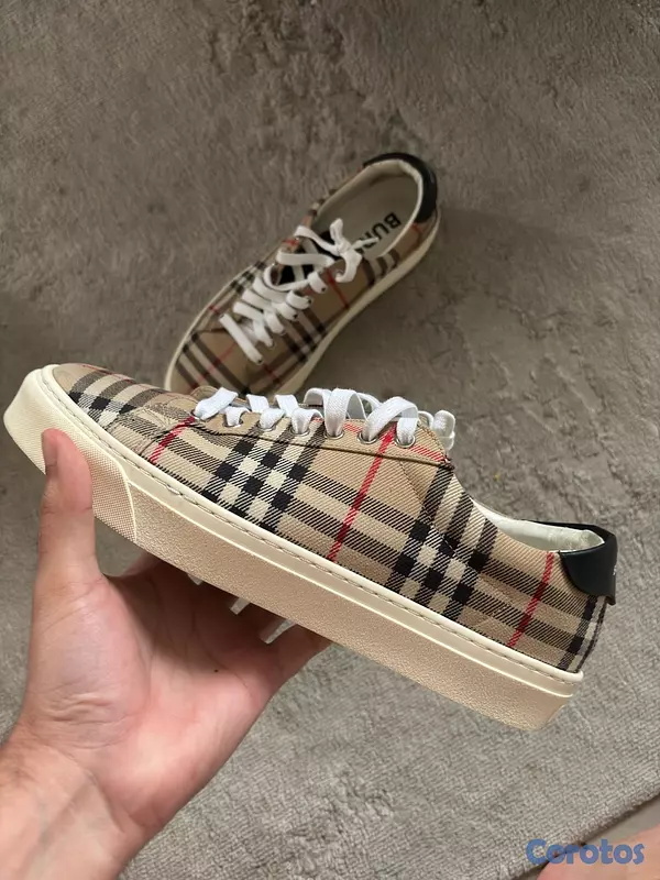 zapatos para hombre - tenis Burberry  3