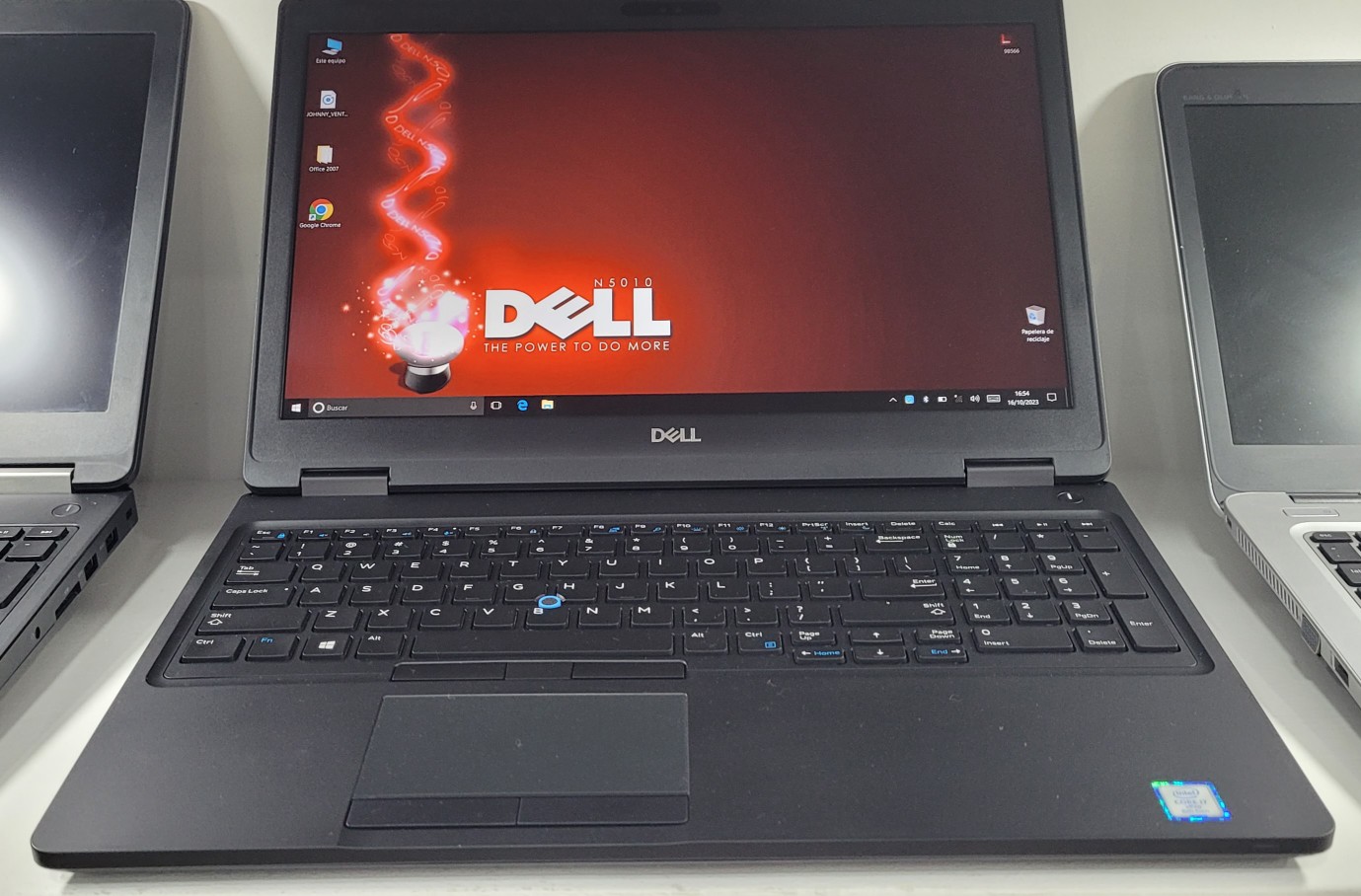 computadoras y laptops - Dell 5590 17 Pulg Core i7 8va Gen Ram 16gb Disco 512gb Video 8gb