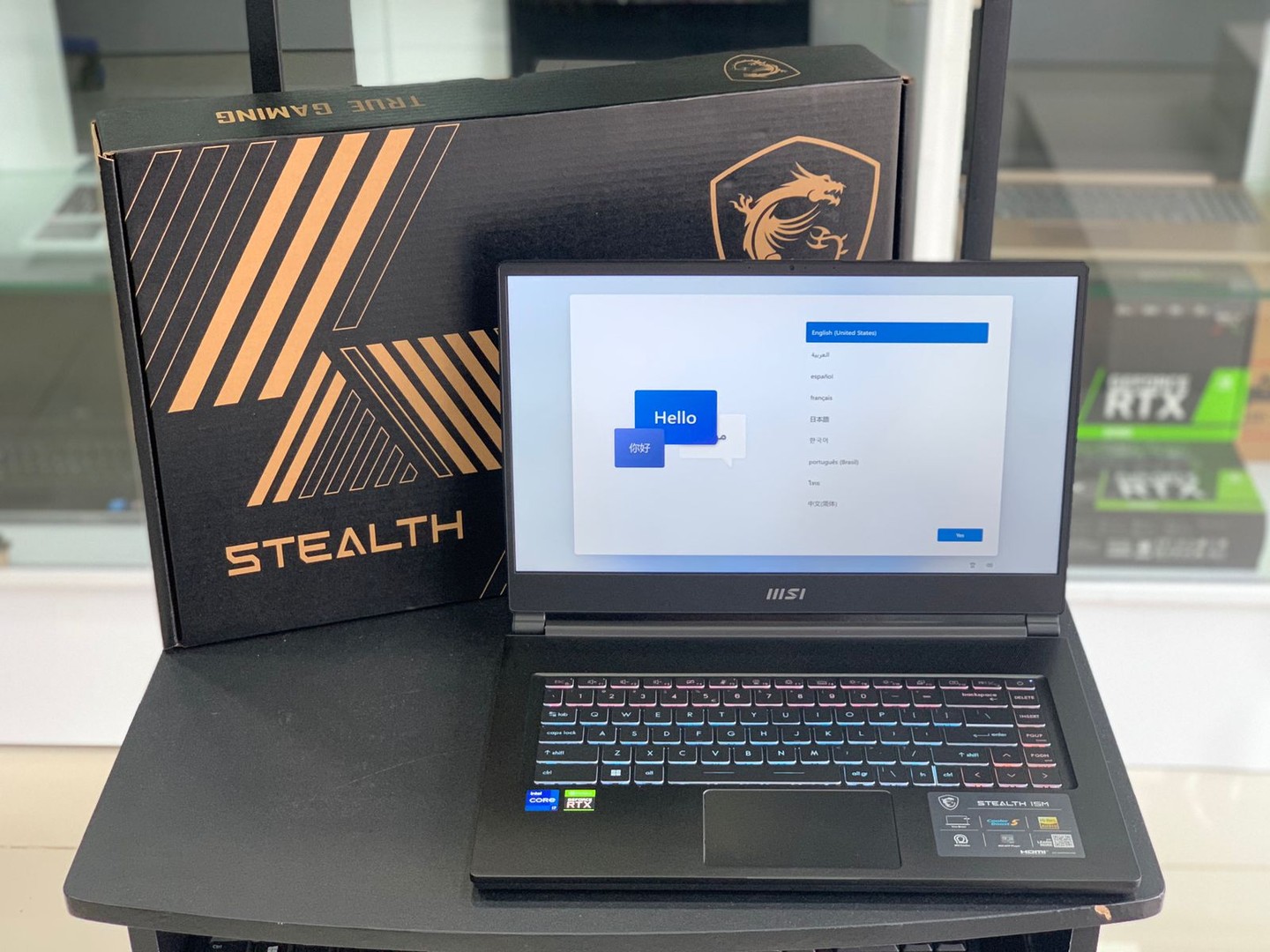 computadoras y laptops - MSI Stealth 15M Gaming Laptop (Core i7 1260P/16GB/RTX 3060/1TB M.2/FHD/144Hz) 