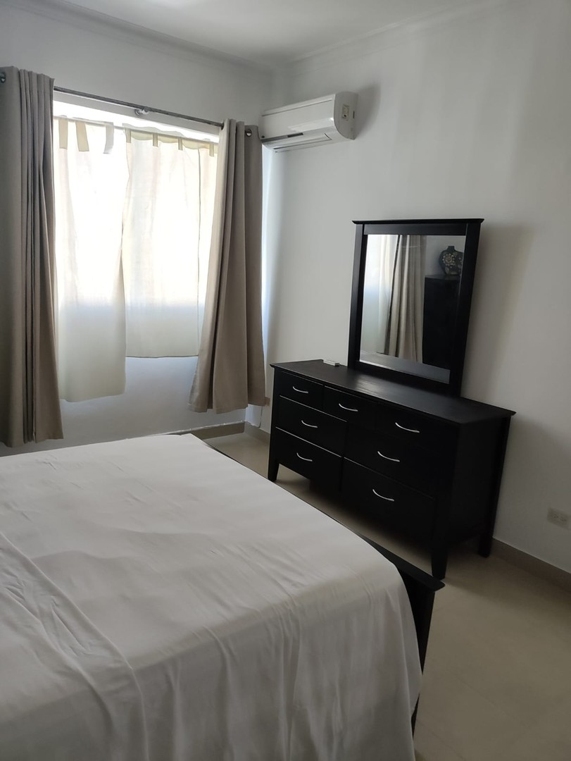 apartamentos - ALQUILO HERMOSO APARTAMENTO EN EXELENTE UBICACIÓN EN NACO 7