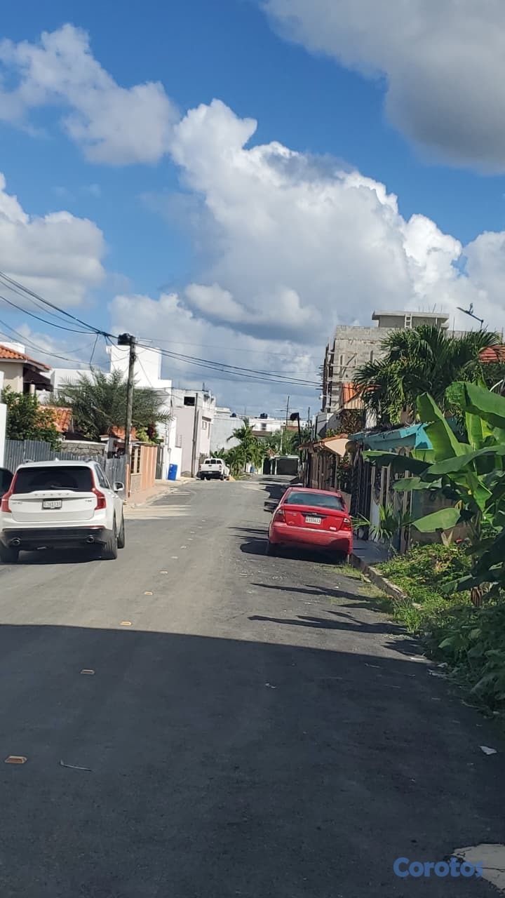 solares y terrenos - Construye futuro en Brisa Oriental: solar estratég 2