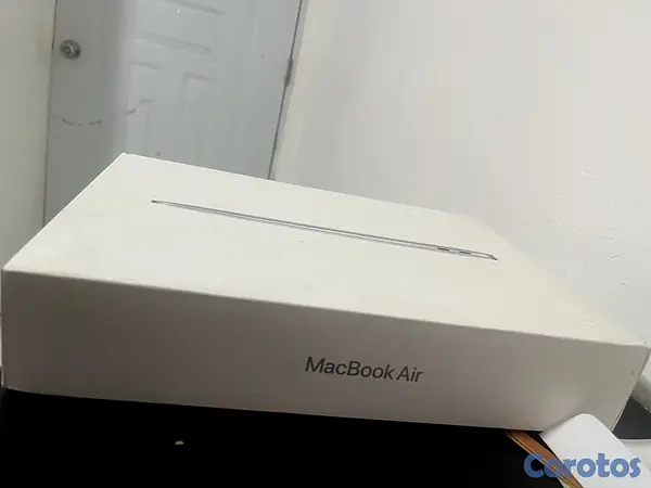 computadoras y laptops - Macbook M1 8G gris 4