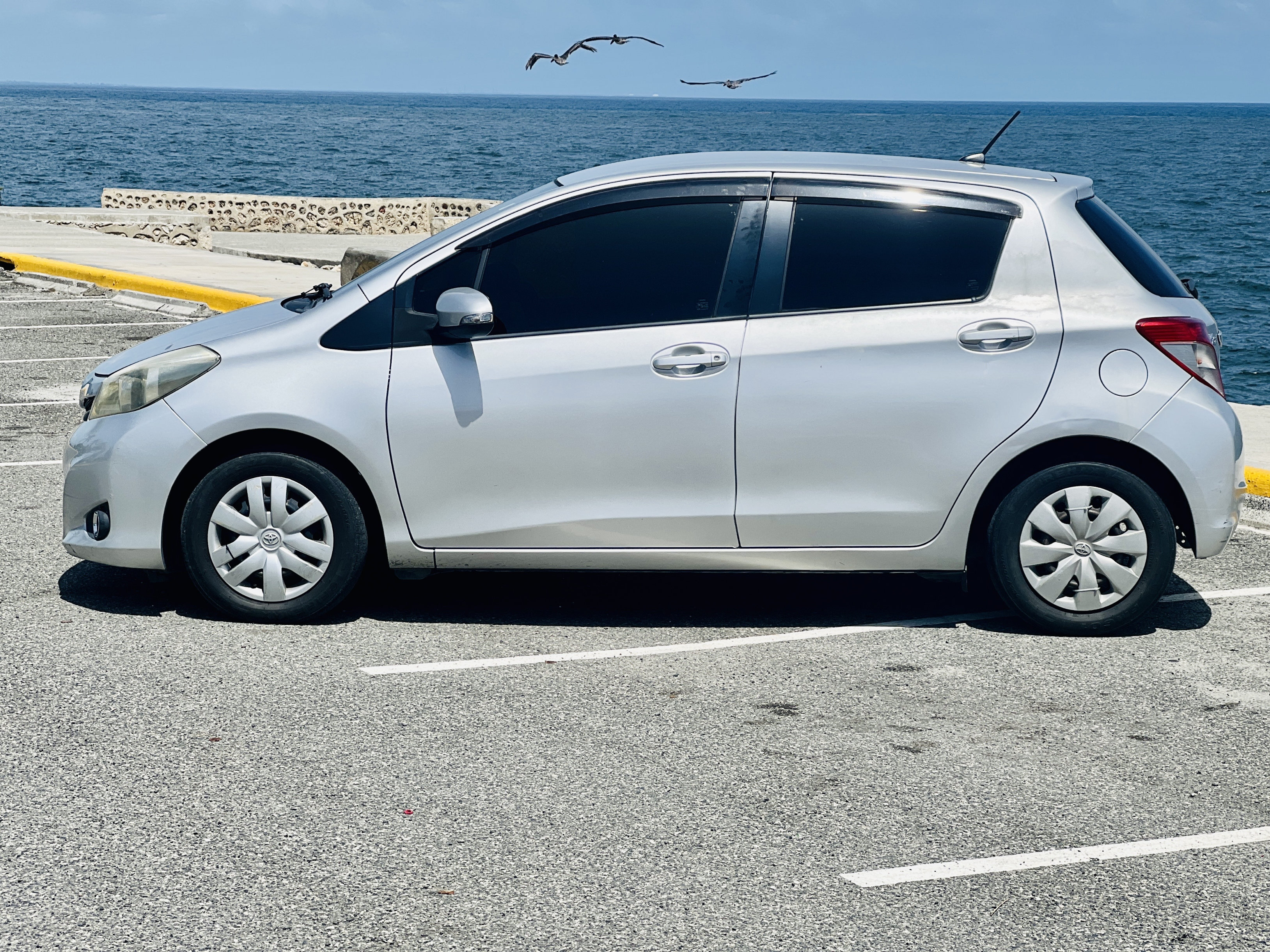 carros - Toyota Vitz 2011 en venta de oportunidad, 4 cilindros 2