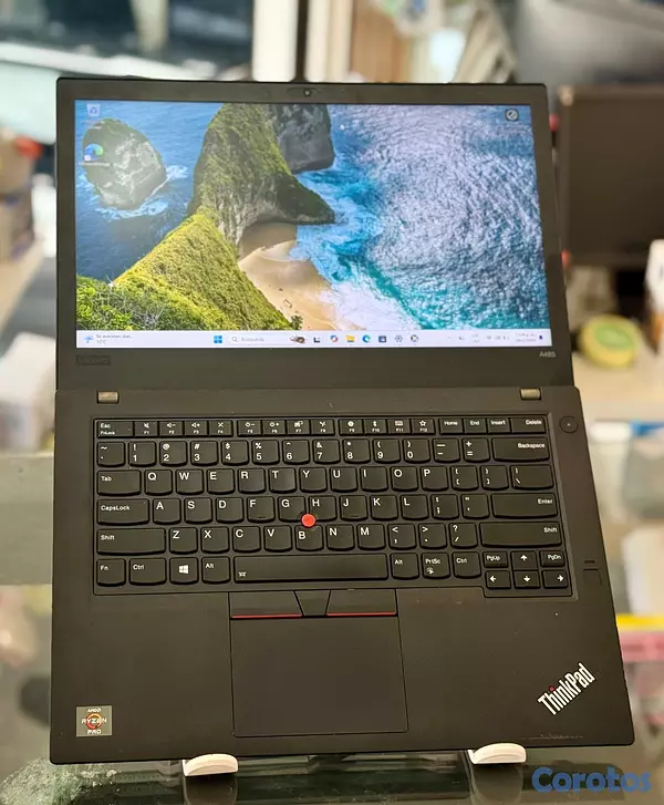 computadoras y laptops - excelente  Lenovo Thinkpad A485 AMD Ryzen 5 PRO 25 5