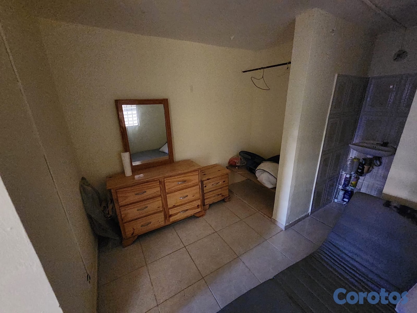 apartamentos - Estudio semiamueblado en la parte atras de la casa, Alma Rosa II  10