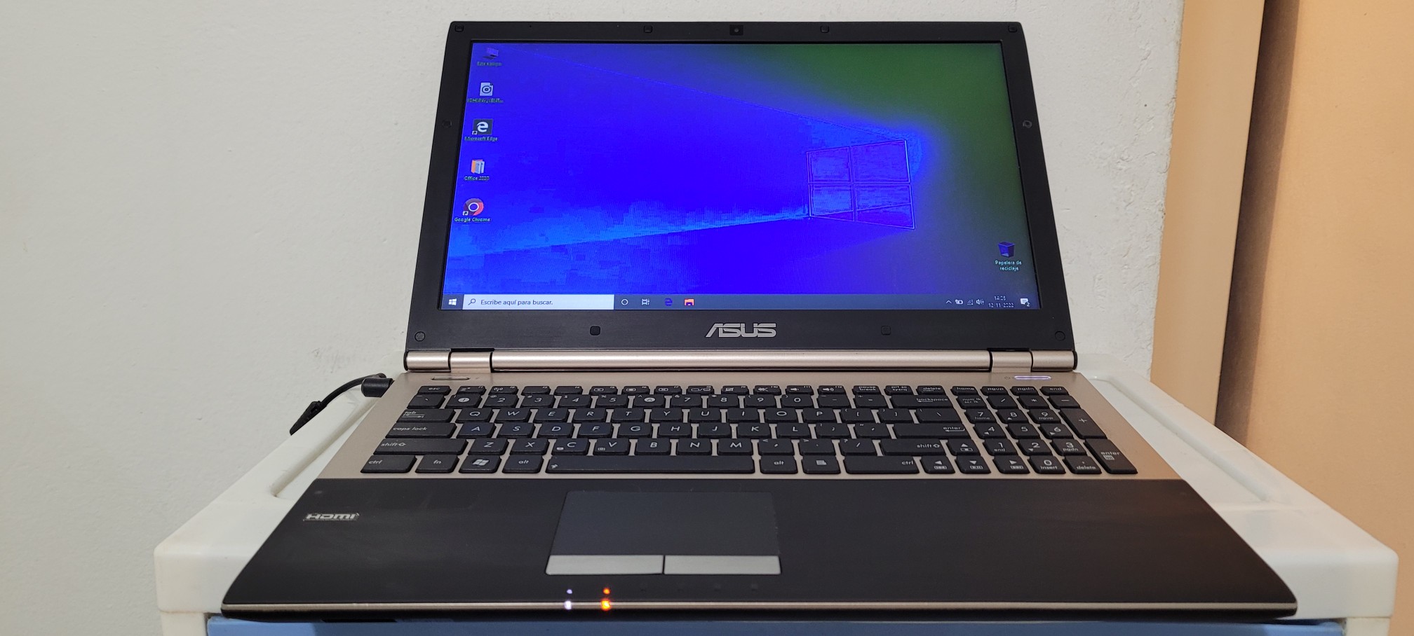 computadoras y laptops - laptop Asus 17 Pulg Core i5 Ram 8gb Disco 500gb SSD Solido trae Office