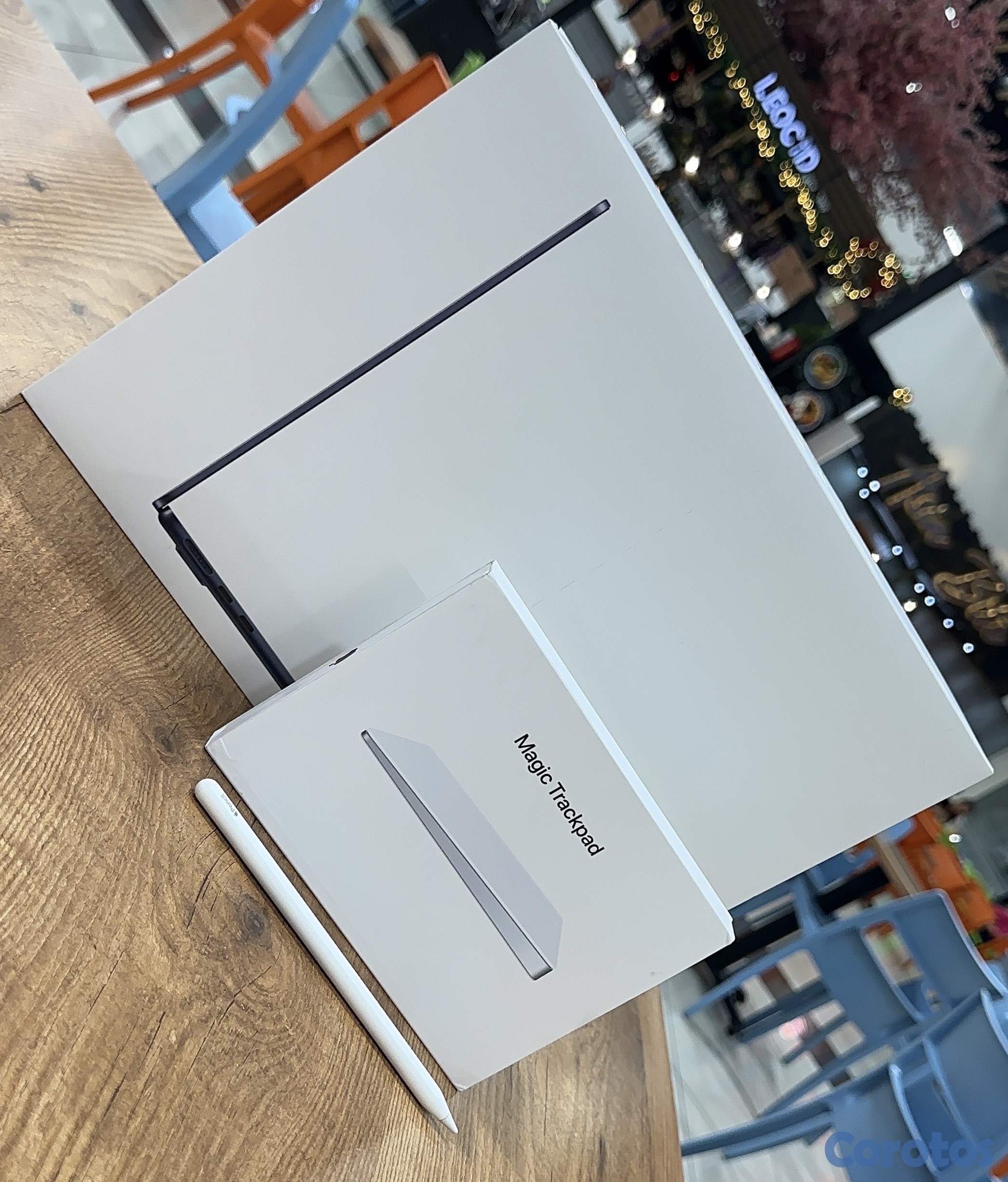 computadoras y laptops - MacBook con accesorios Air M2 3