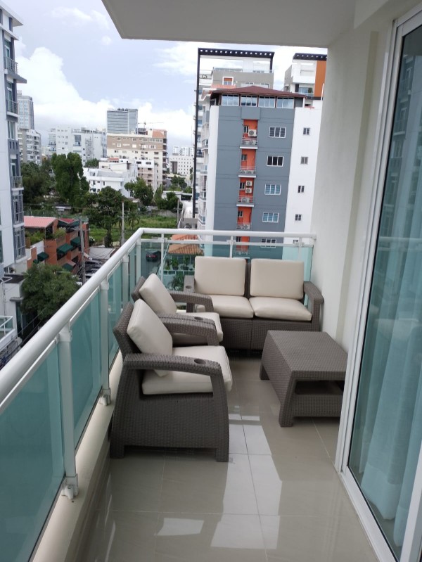 apartamentos - Rento Apto nuevo amueblado full en Evaristo Morales,  incluye Mant 6