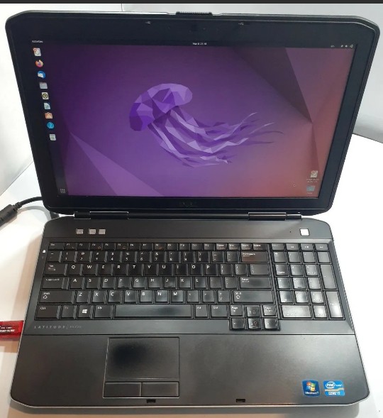computadoras y laptops - Dell Latitude E5530 non-vPro, i7-3520MC CPU@2.9GHz, 16GB RAM, 500gb interno