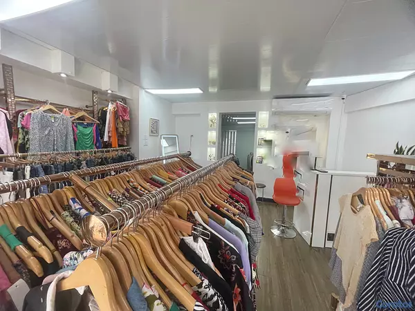 oficinas y locales comerciales - Alquiler local en Arroyo hondo  4
