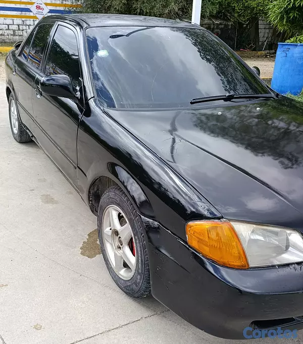 carros - Mazda 323 6