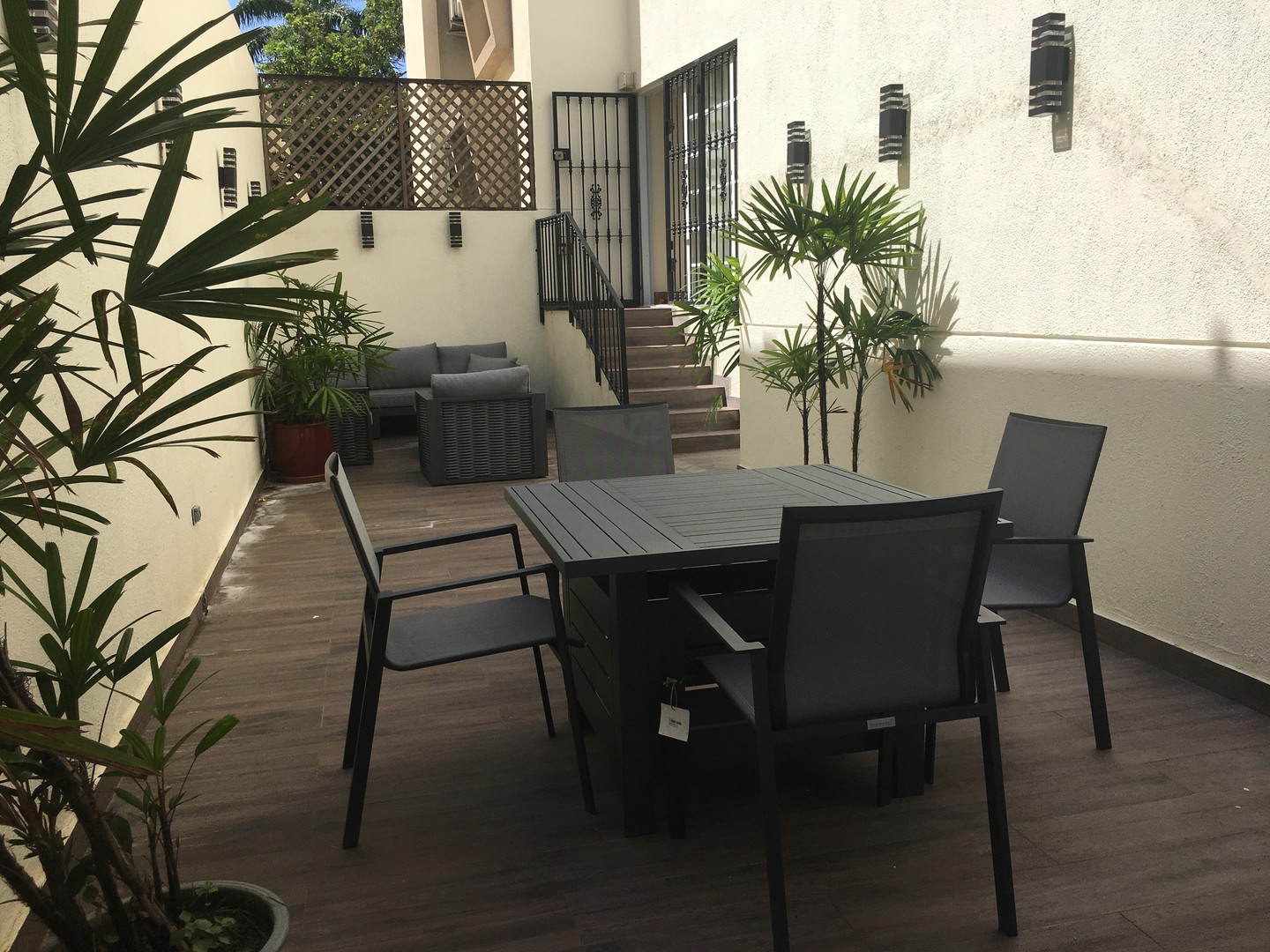 apartamentos - Apartamento En Alquiler En Piantini De Tres Habitaciones + Family 4