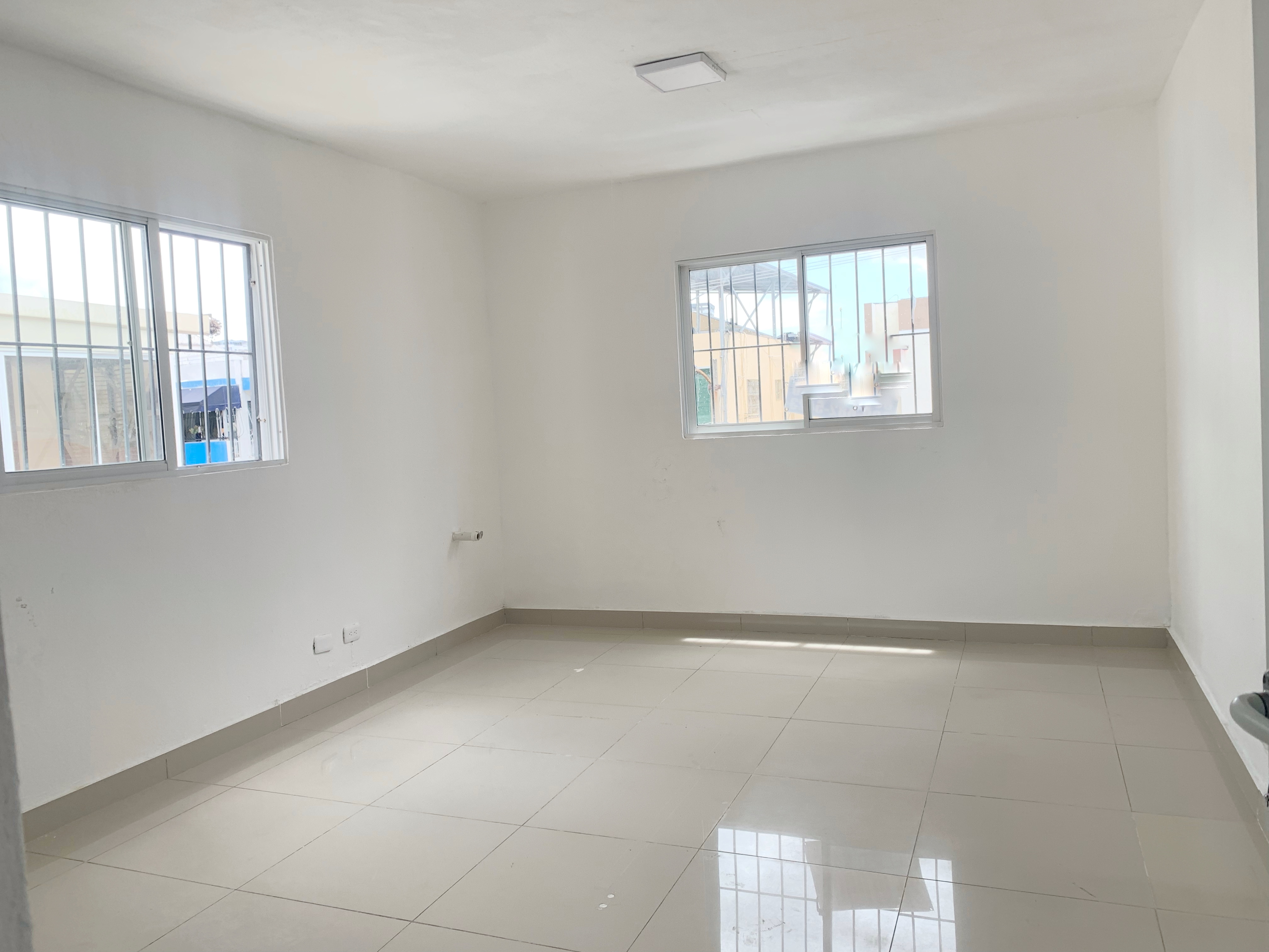 oficinas y locales comerciales - Local comercial centrico 2