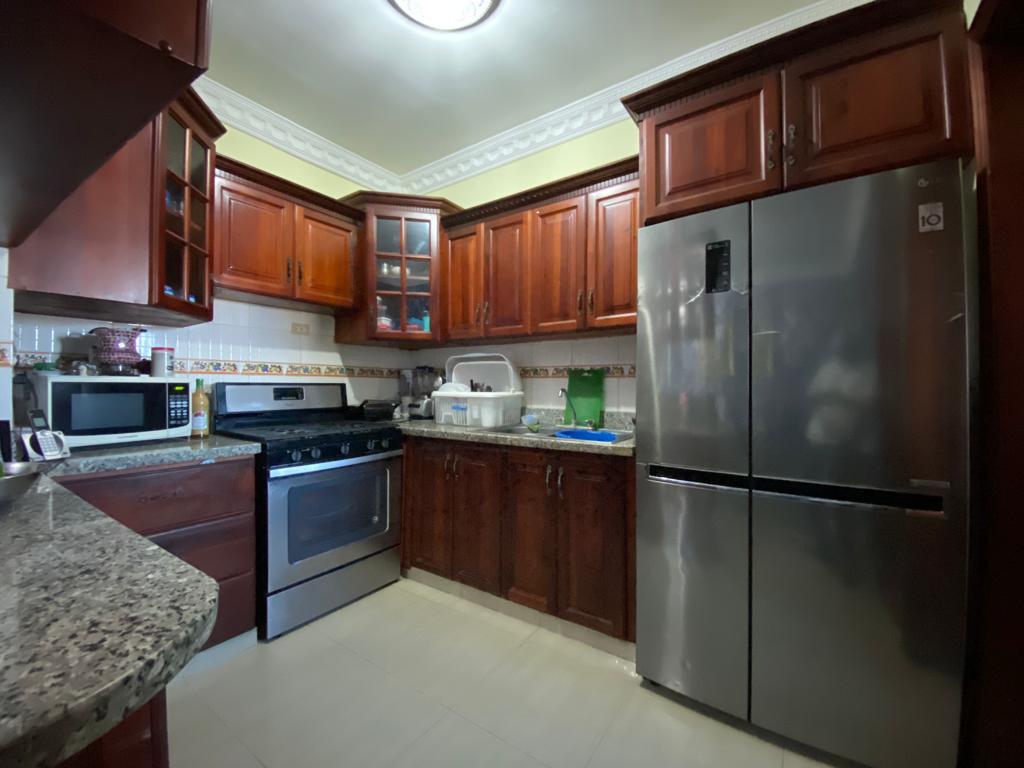 apartamentos - Hermoso y amplio PentHouse en venta en Alma Rosa 4