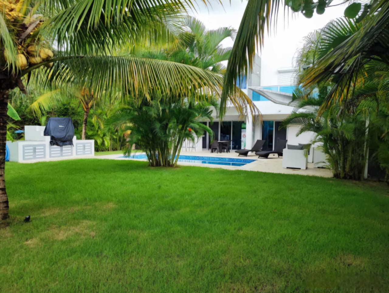 casas vacacionales y villas - Villa en Venta en Playa Nueva Romana 3
