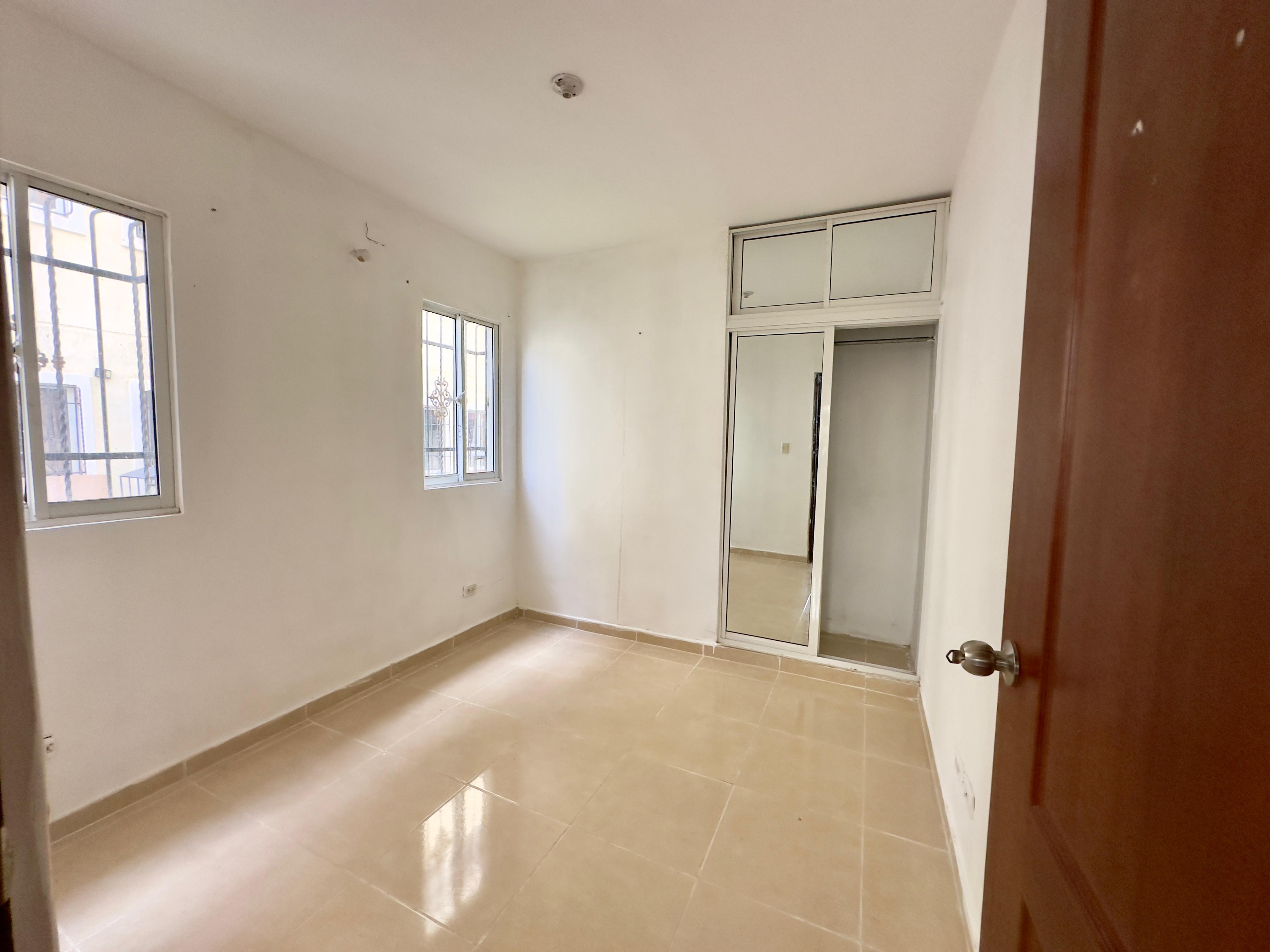 apartamentos - Vendo apto en Juan Rafael, en la Jacobo Majluta 5