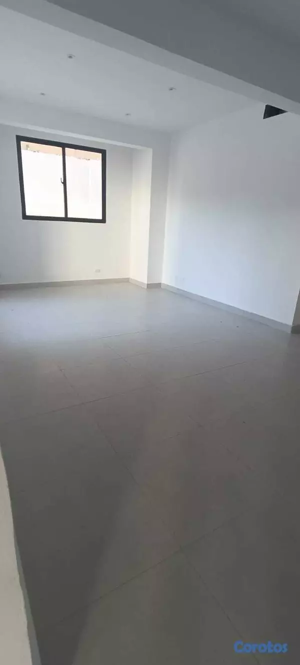 oficinas y locales comerciales - La Julia Excelen Local en Primer nivel con Terraza 7