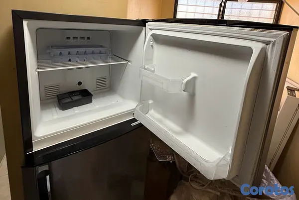 electrodomesticos - Vendo nevera marca Mabe dos puertas  3