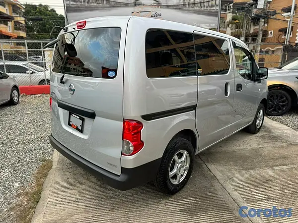 jeepetas y camionetas - Nissan NV200 Vanette 2020 6