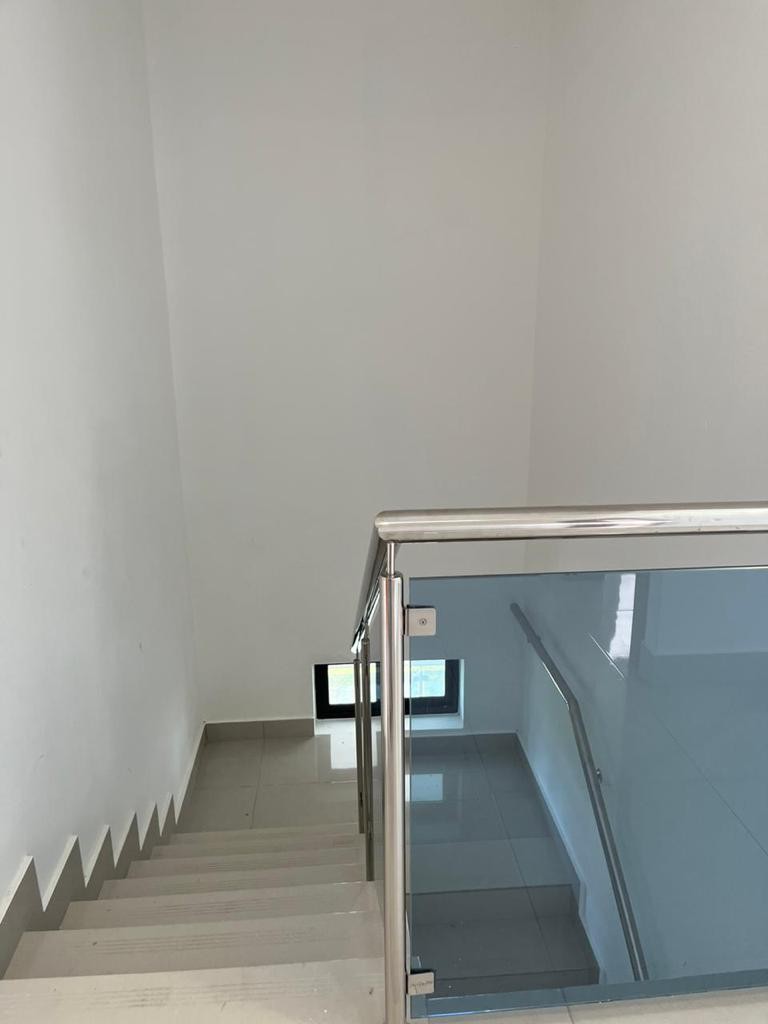casas - Casa  2 niveles con piscina en Guayabal en santiago de los caballeros  5
