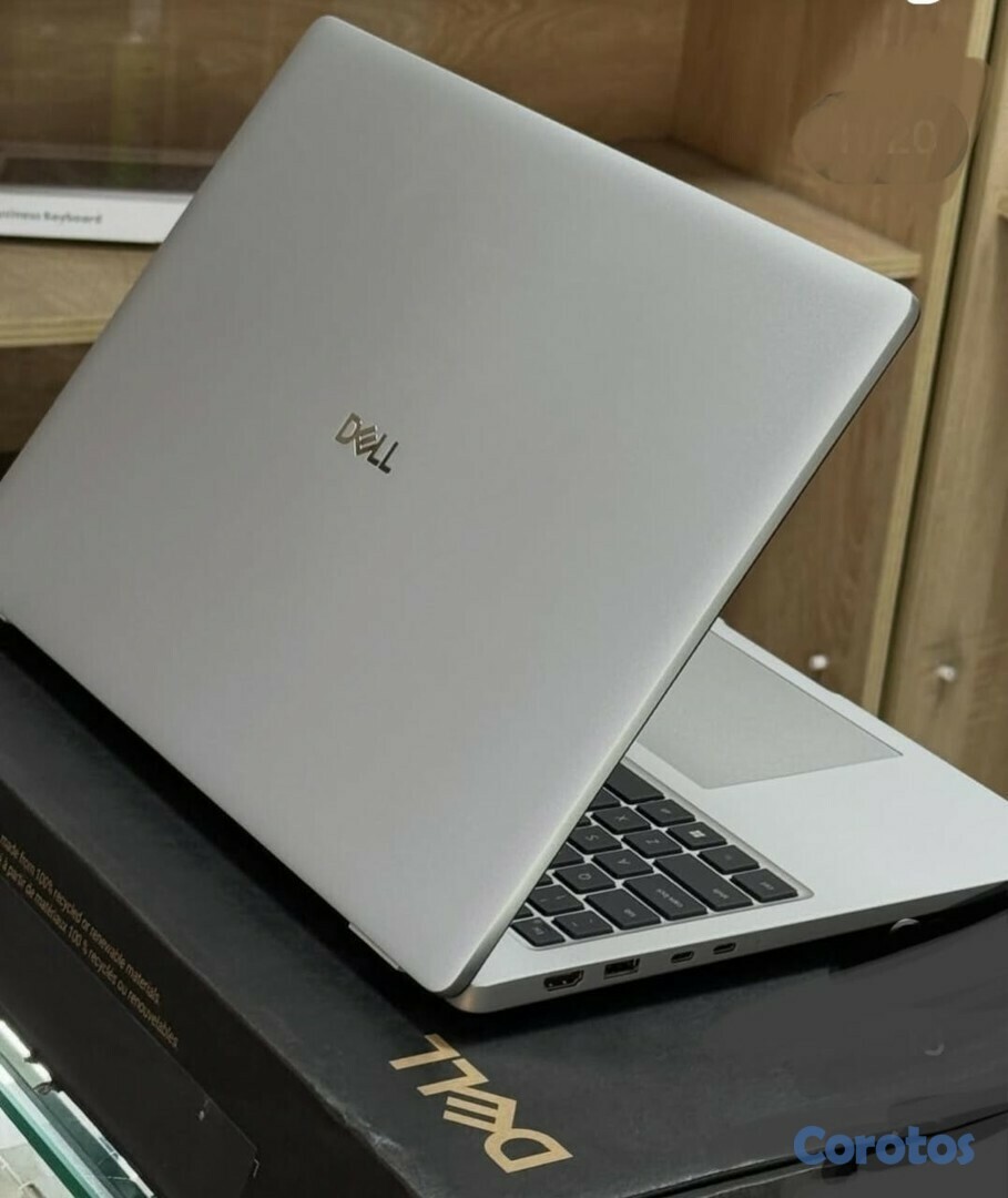 computadoras y laptops - Laptop Dell Precision 3591, Ultra 9, 64GB RAM, 1TB SSD, RTX 2000 ADA GEN, Nueva 4