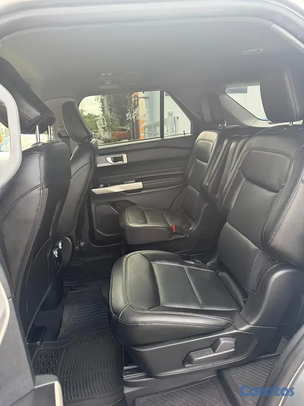 jeepetas y camionetas - Ford Explorer limited 4WD 2021 12