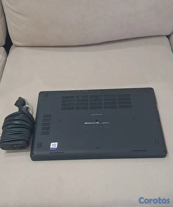 computadoras y laptops - Laptop Dell 8GB 256GB SSD M.2 i5 2.6Ghz 5490 4