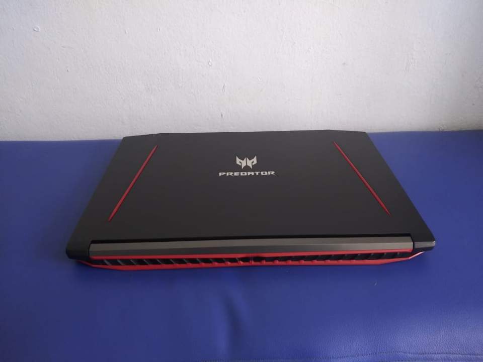 computadoras y laptops - Acer predator helio 300 I7 8va 16gb 256ssd +1tb 1060 6gb gaming