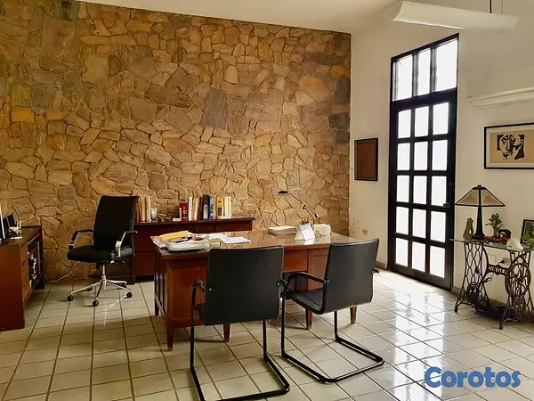 casas - Propiedad en la Zona Colonial para reformar  6