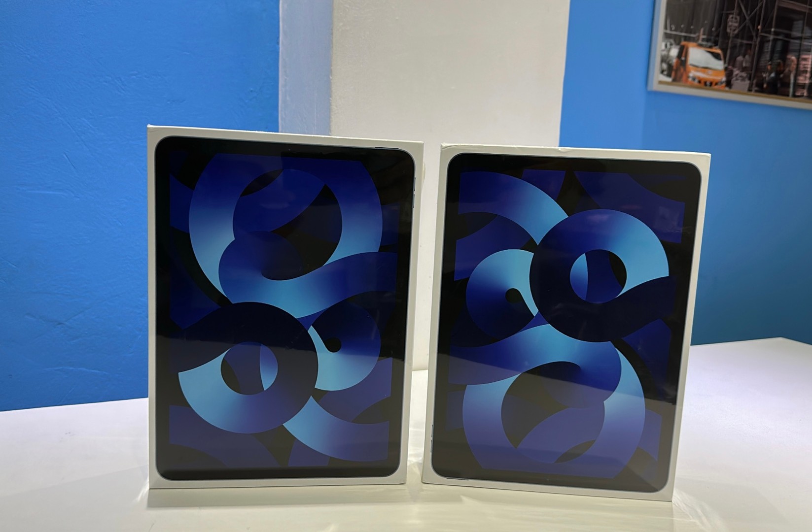 Vendo iPad Air 10.5 inch (5ta Gen) 64GB Wi-Fi Blue Nueva Sellada $ 32,900 NEG