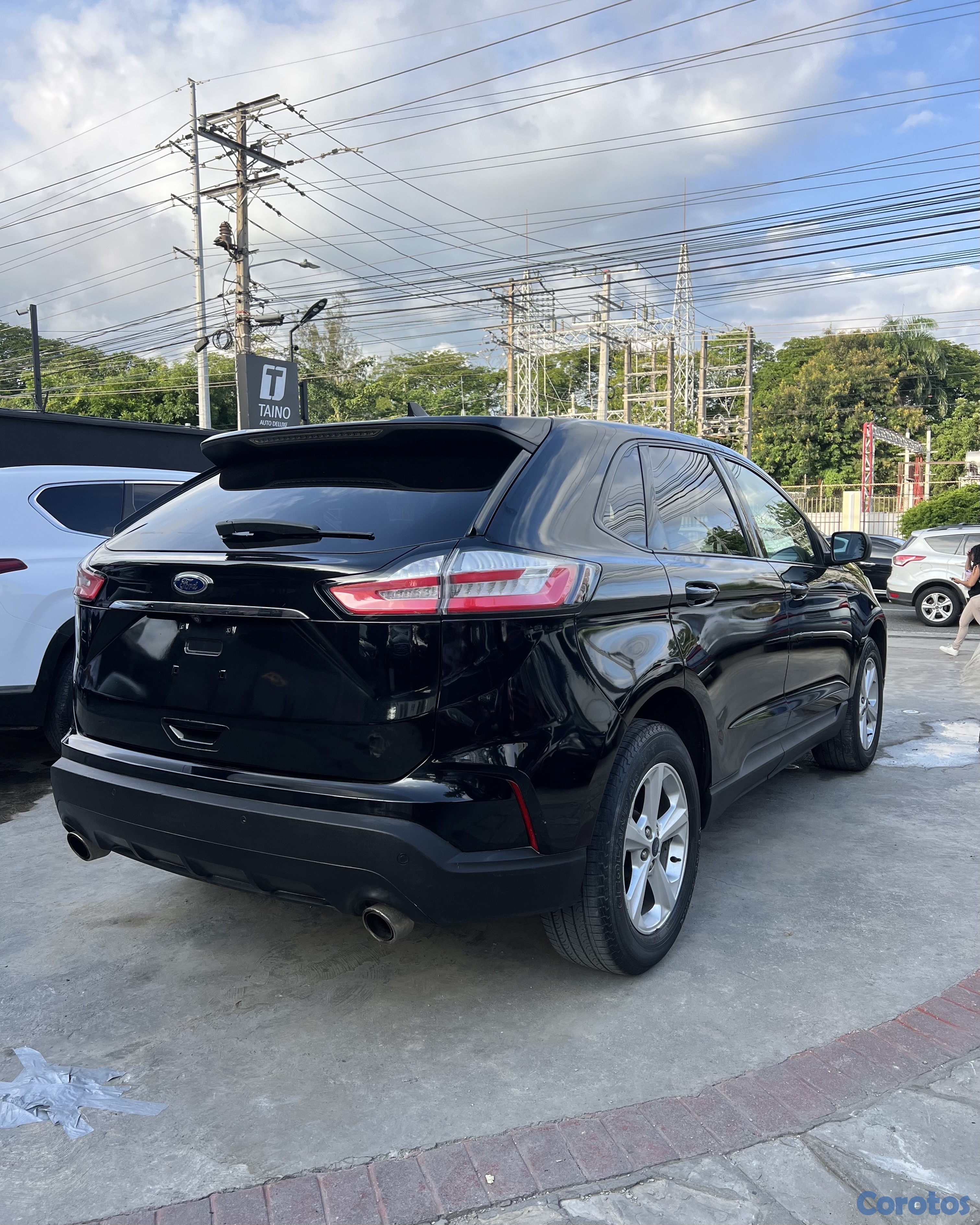 jeepetas y camionetas - Ford Edge SE 2019 4