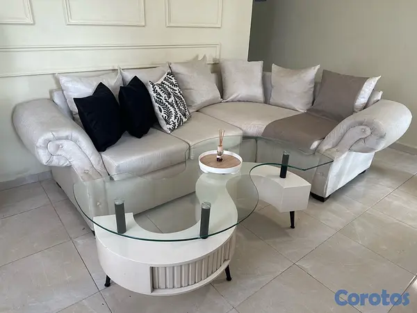 muebles y colchones - mueble 13,000, la mesita 2,500. 2
