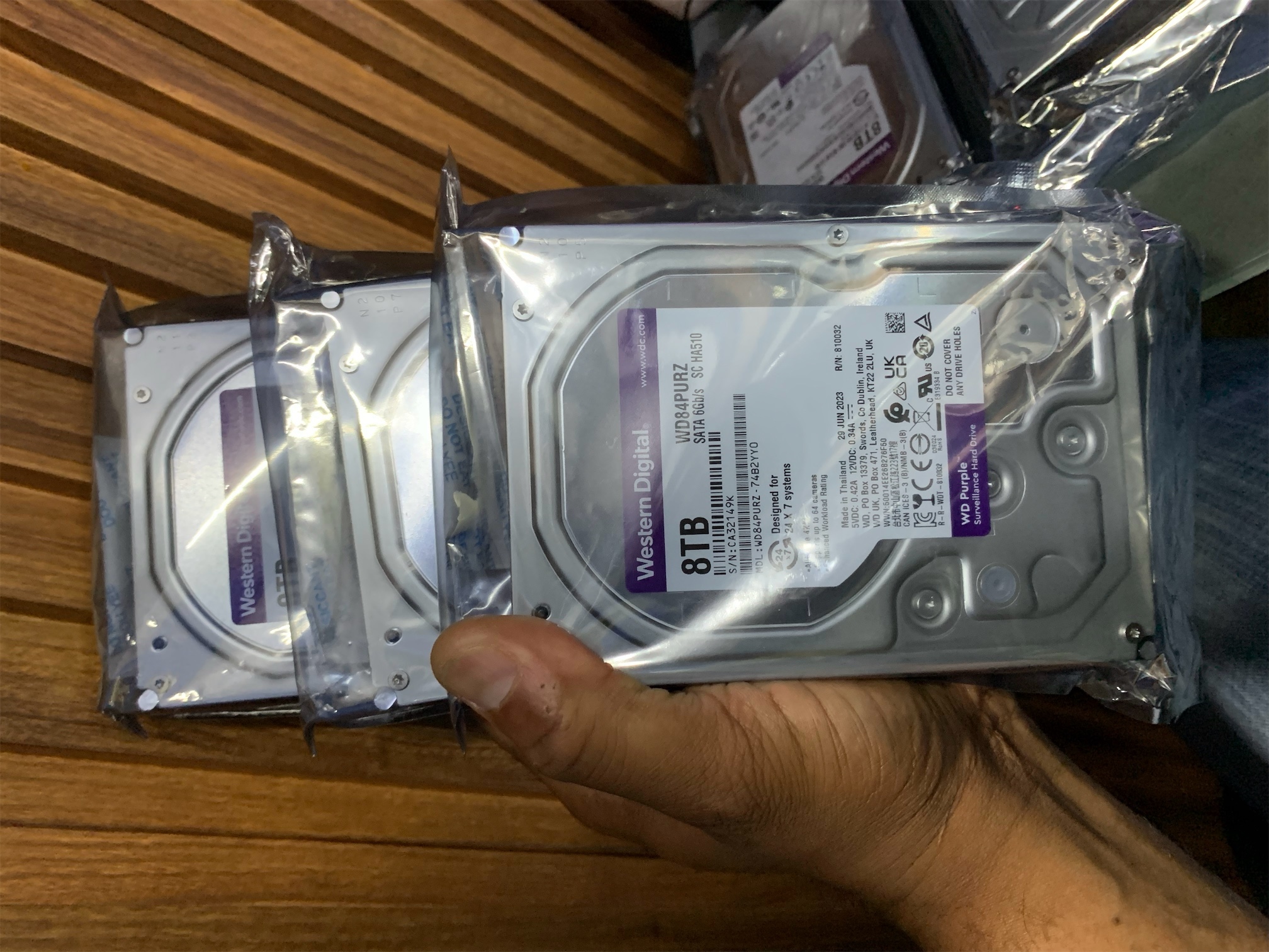 camaras y audio - disco para CCTV 8TB  1