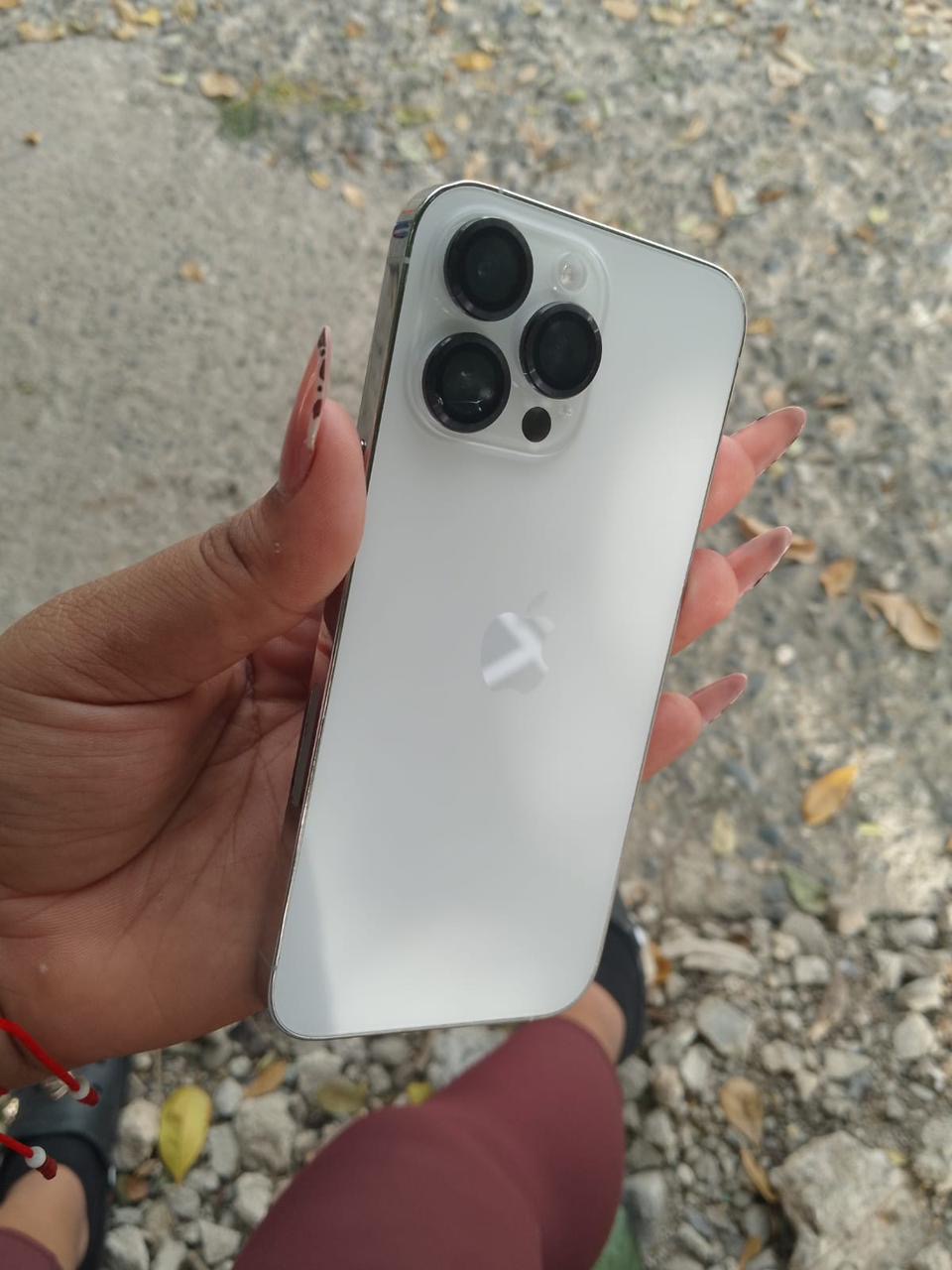 celulares y tabletas - Vendo iPhone 14 Pro Max  2