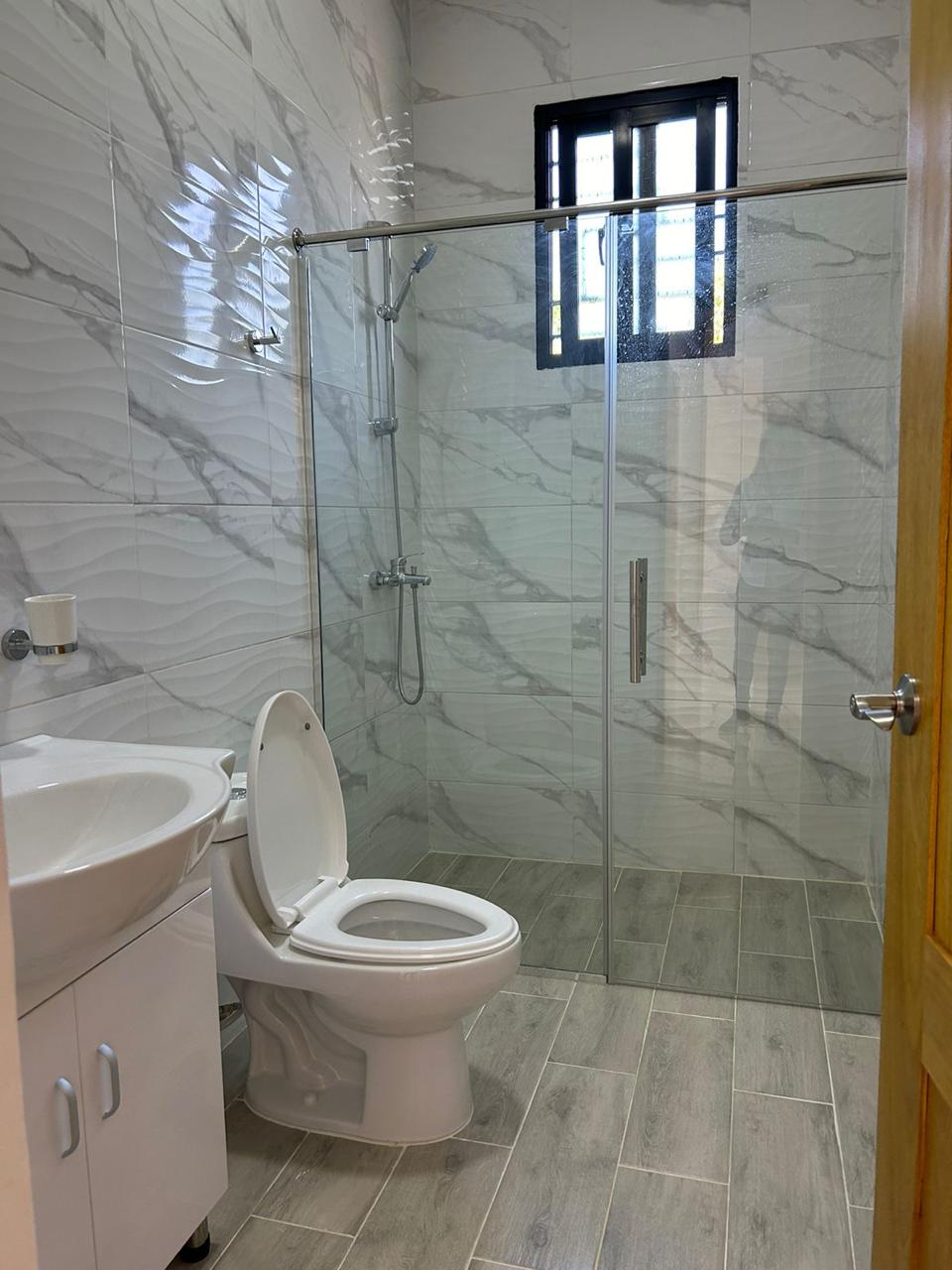casas - CASA EN VENTA EN URB. LAS ANTILLAS. 5