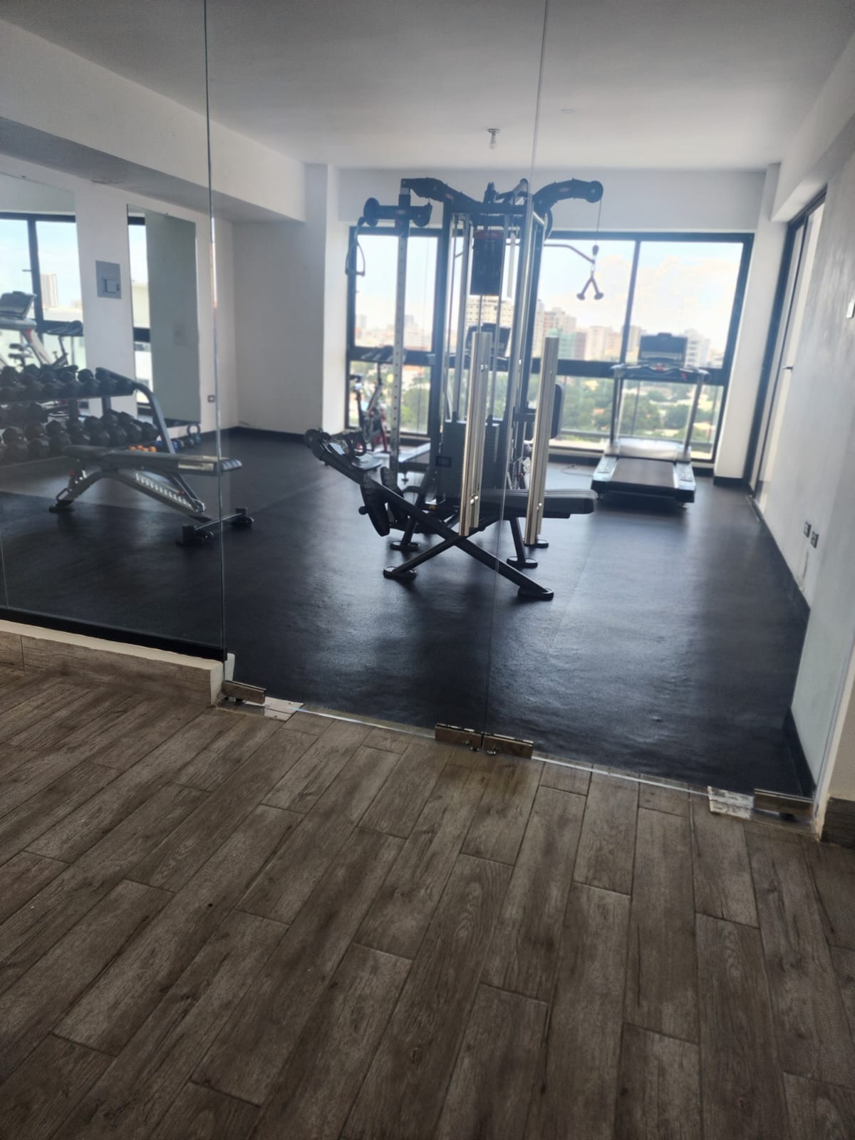 apartamentos - Alquiló en el millón una hab 1.5 baños parqueo  8