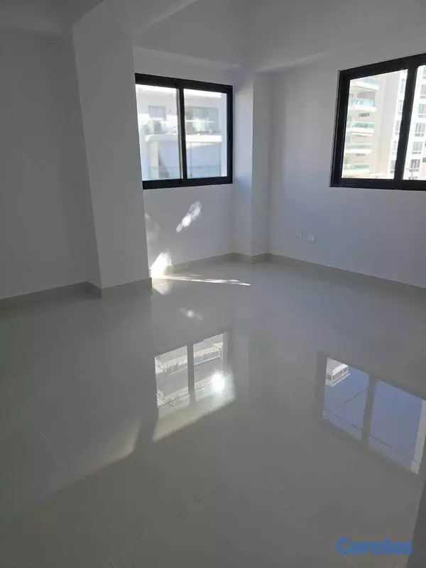 apartamentos - Urbanización Real, Apartamento con 110 MTS Terraza + 145MTS 2 Hab. + Servicio 14