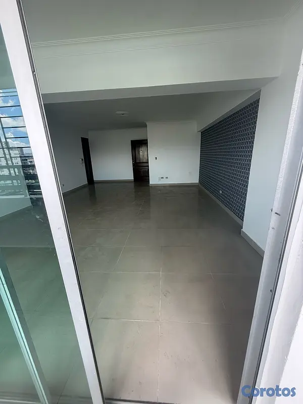 apartamentos - Apartamento en Venta – Bella Vista | Amplio y Cómodo, excelente ubicación.🏡 18