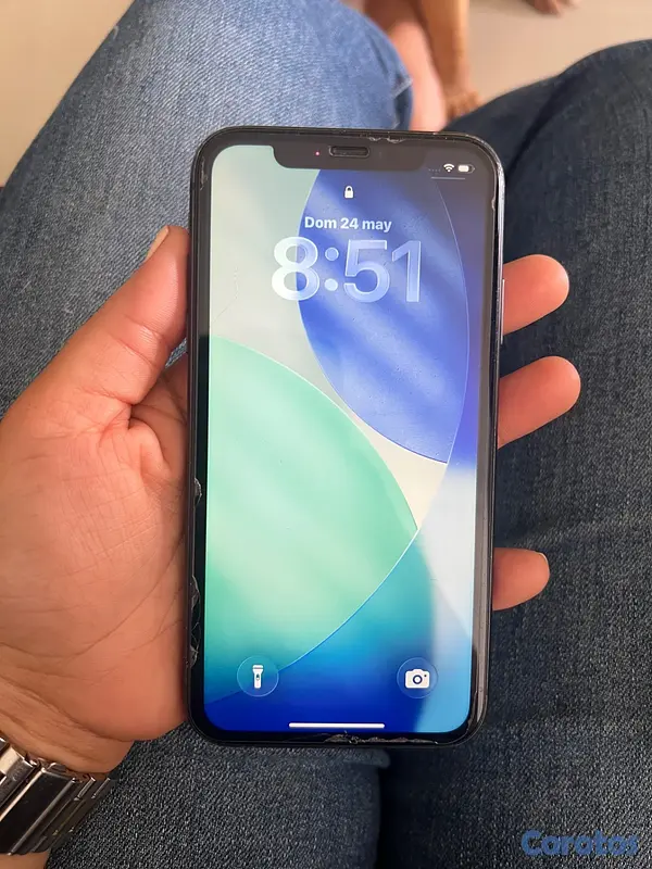celulares y tabletas - Vendo iphone 11 64gb 8