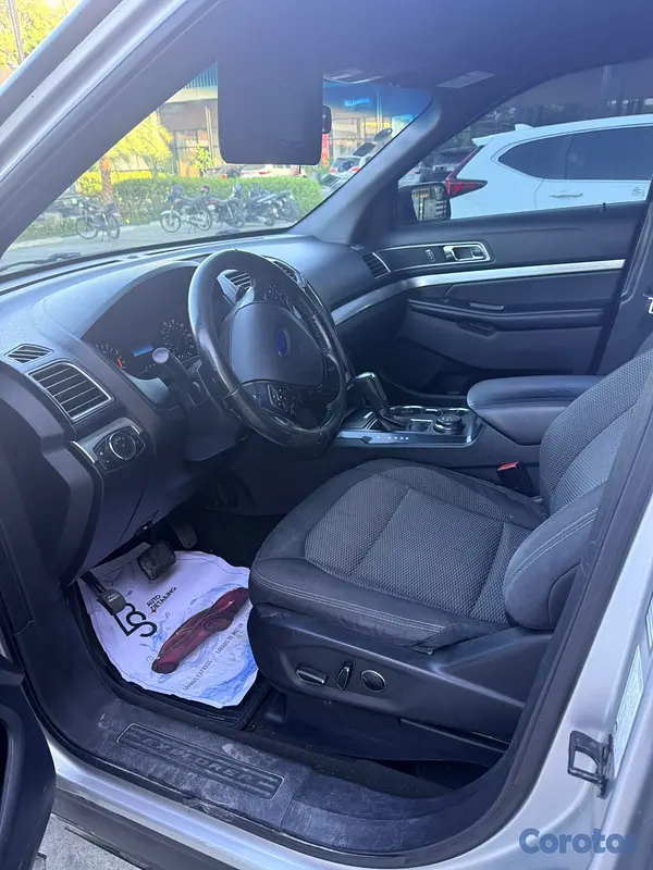 jeepetas y camionetas - FORD EXPLORER XLT  2016 4