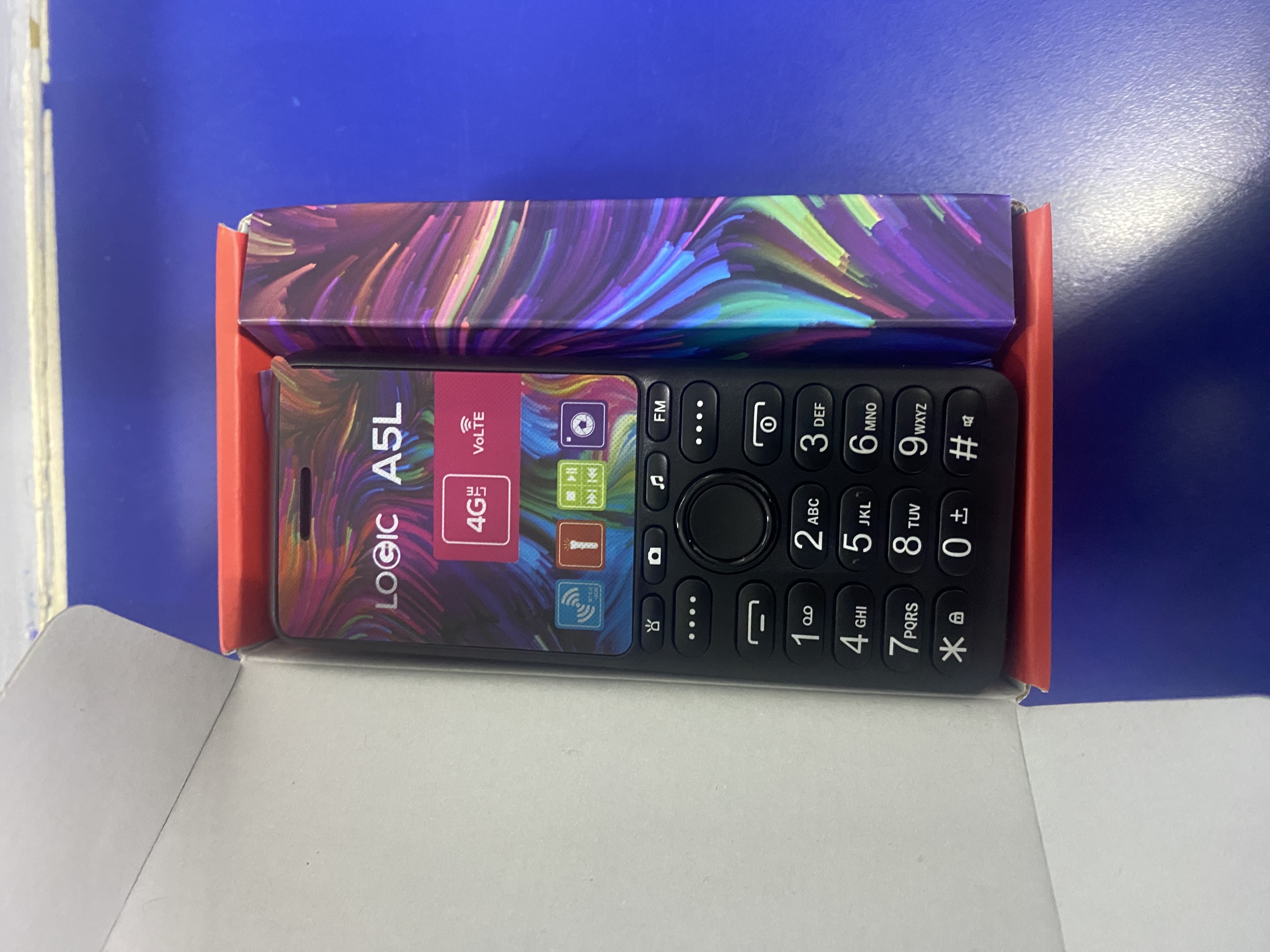 celulares y tabletas - LOGIC A 5L 1