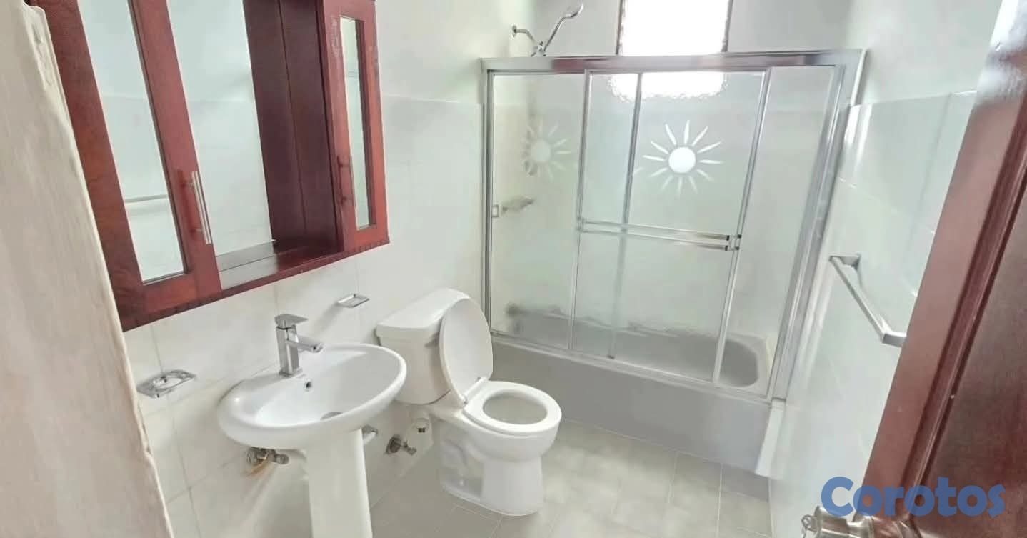 apartamentos - rento 3er piso los cerros de gurabo santiago  2