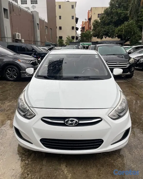 carros - HYUNDAI ACCENT 2017 3