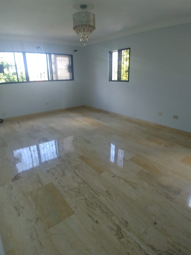 apartamentos -  Bella Vista Apartamento muy Amplio y Remodelado 2