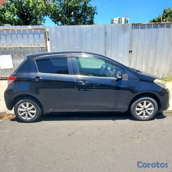 carros - Toyota Vitz 2012 version Jewela 3