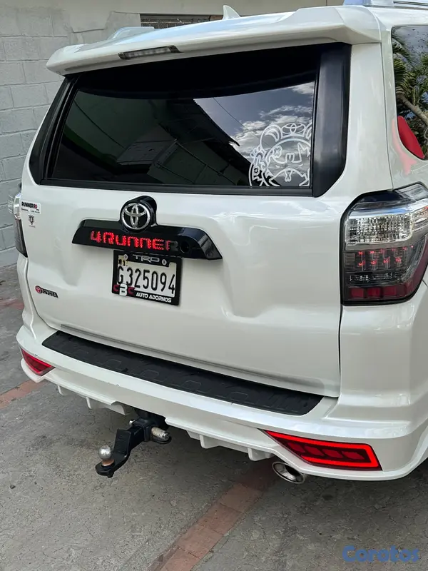 jeepetas y camionetas - Toyota runner 4x4 2010 limited  6