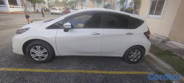 carros - Nissan note 2018 full  8