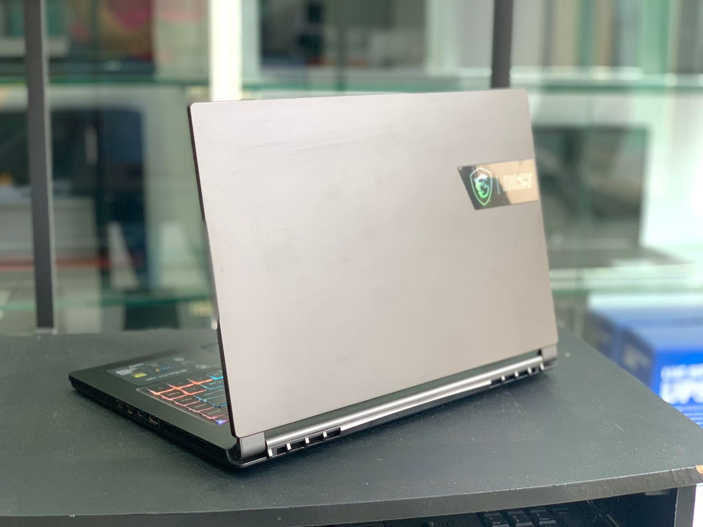 computadoras y laptops - MSI Stealth 15M Gaming Laptop (Core i7 1260P/16GB/RTX 3060/1TB M.2/FHD/144Hz)  2